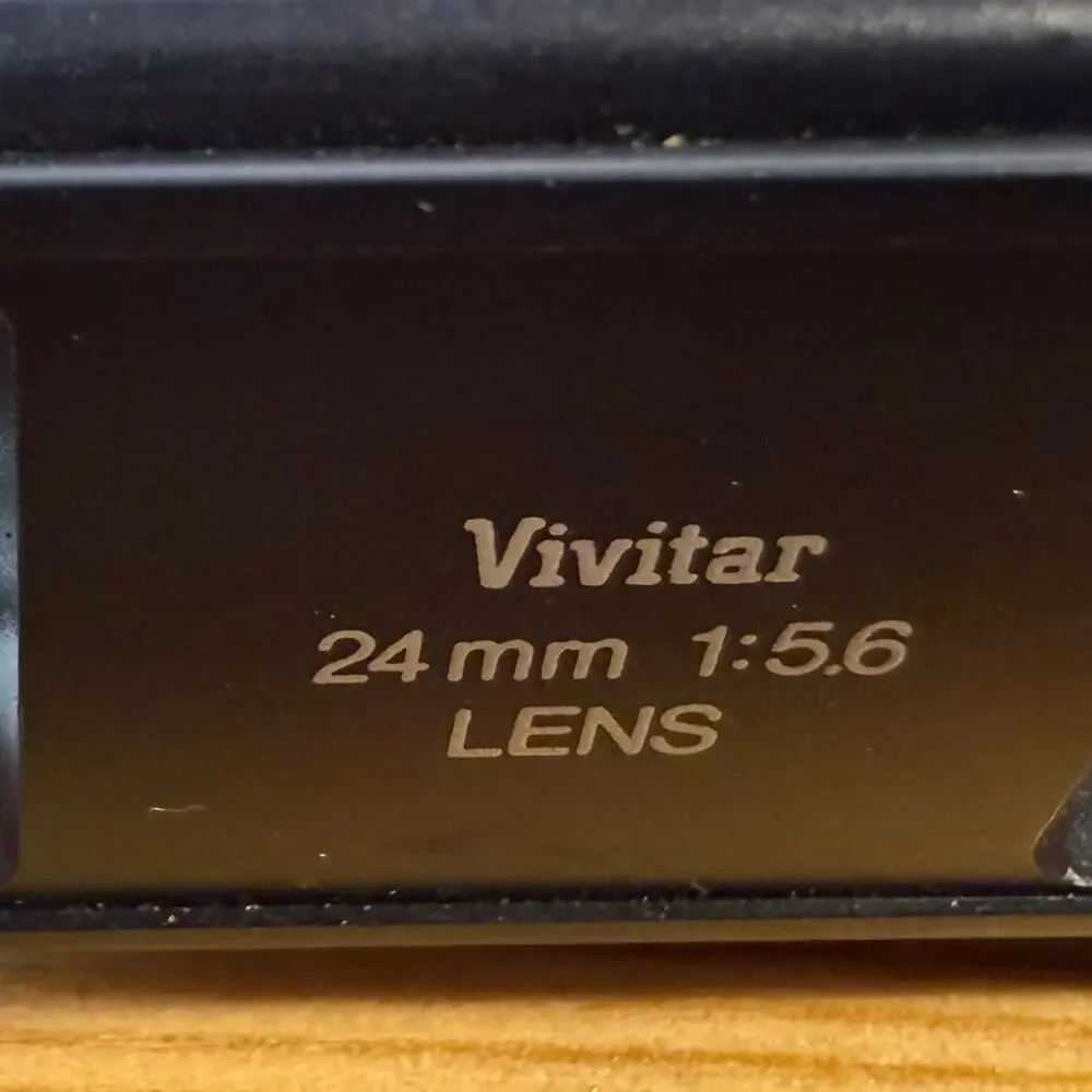 Vivitar 830AW 110 Film Camera 24mm f/5.6 Lens Pocket Camera Untested Black